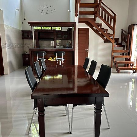 הוילה Karangasem Bukit Kembang Sari מראה חיצוני תמונה