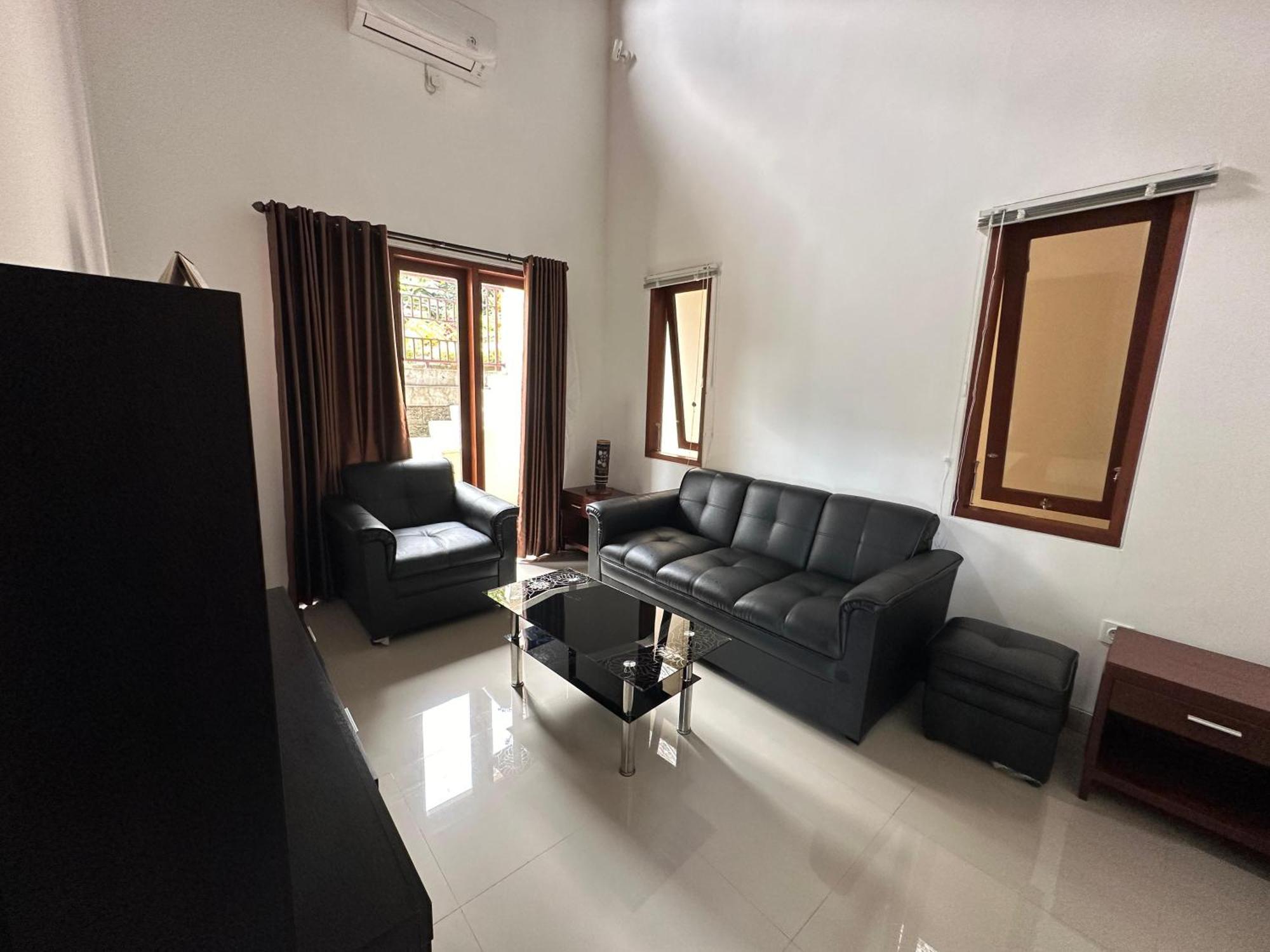הוילה Karangasem Bukit Kembang Sari מראה חיצוני תמונה